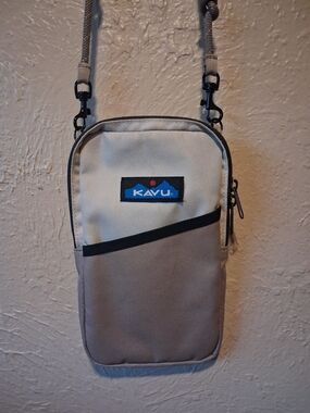 KAVU Beige and Light Tan Crossbody Phone Pouch